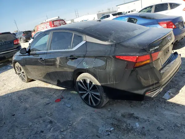 1N4BL4CV3LC215623 2020 NISSAN ALTIMA - Image 2