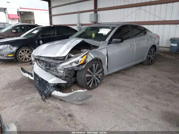 1N4BL4CV3LC233748 2020 NISSAN ALTIMA - Image 2