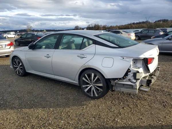 1N4BL4CV3LC236245 2020 NISSAN ALTIMA - Image 2