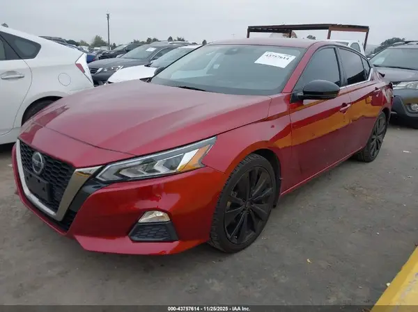 1N4BL4CV3LC249674 2020 NISSAN ALTIMA - Image 2