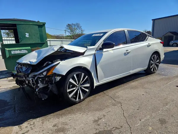 1N4BL4CV3LC261792 2020 NISSAN ALTIMA - Image 1