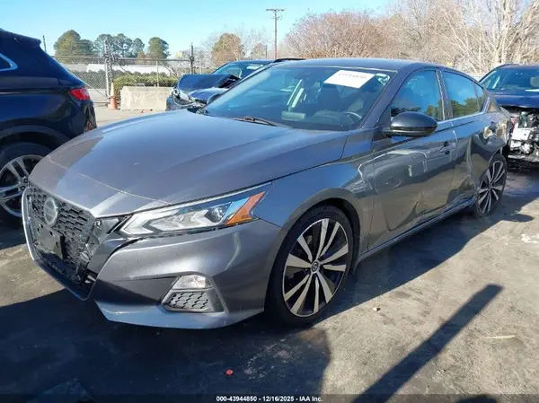 1N4BL4CV3LN313426 2020 NISSAN ALTIMA - Image 2