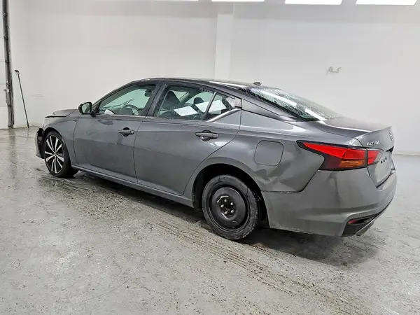 1N4BL4CV3MN305389 2021 NISSAN ALTIMA - Image 2