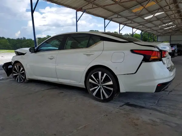 1N4BL4CV3MN308857 2021 NISSAN ALTIMA - Image 2