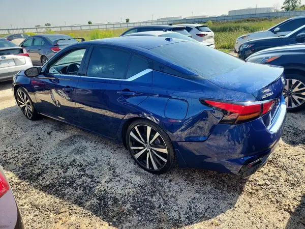 1N4BL4CV3MN331166 2021 NISSAN ALTIMA - Image 2