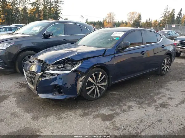 1N4BL4CV3MN332415 2021 NISSAN ALTIMA - Image 2