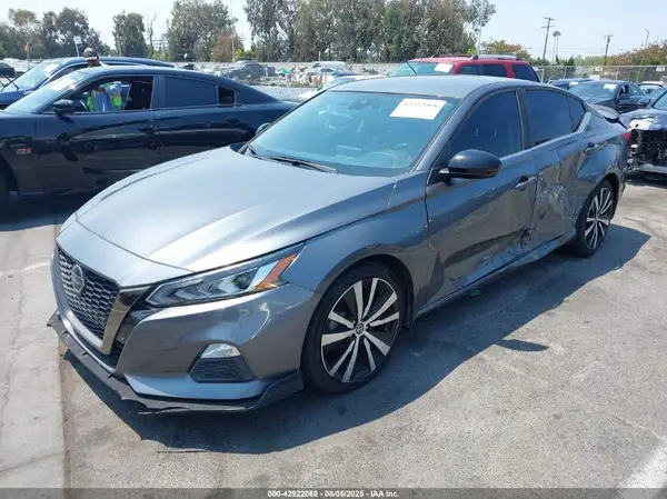1N4BL4CV3MN338876 2021 NISSAN ALTIMA - Image 2
