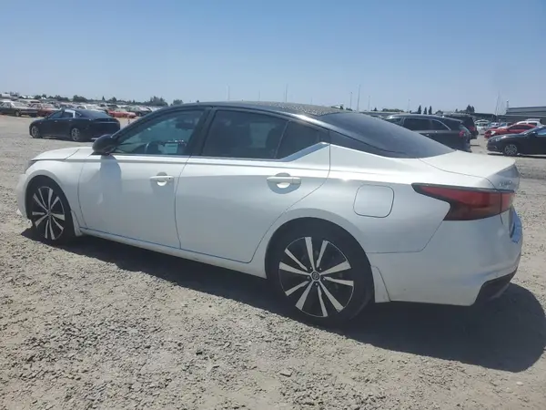 1N4BL4CV3MN344757 2021 NISSAN ALTIMA - Image 2