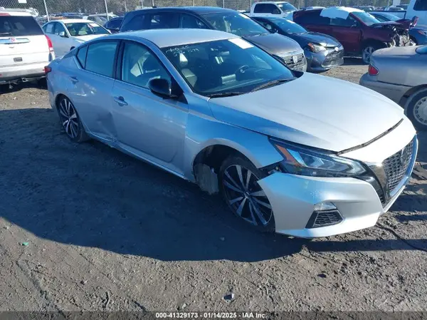 1N4BL4CV3MN365012 2021 NISSAN ALTIMA - Image 1