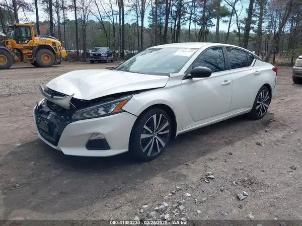 1N4BL4CV3MN375331 2021 NISSAN ALTIMA - Image 2