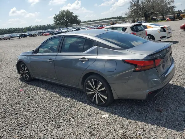 1N4BL4CV3MN381131 2021 NISSAN ALTIMA - Image 2