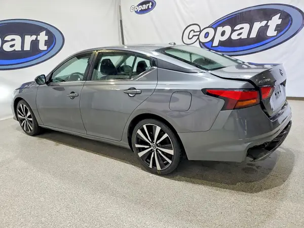 1N4BL4CV3MN389021 2021 NISSAN ALTIMA - Image 2
