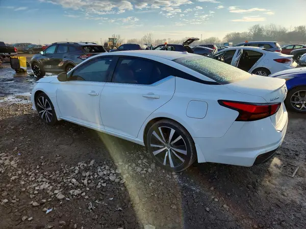 1N4BL4CV3MN411924 2021 NISSAN ALTIMA - Image 2