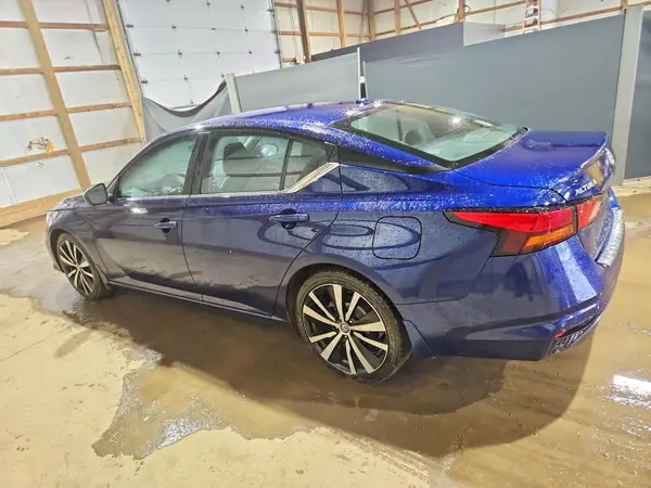 1N4BL4CV3MN412121 2021 NISSAN ALTIMA - Image 2
