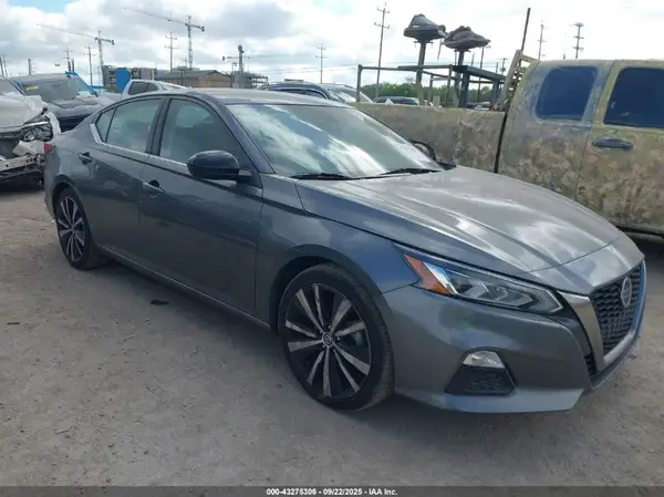 1N4BL4CV3MN412989 2021 NISSAN ALTIMA - Image 1
