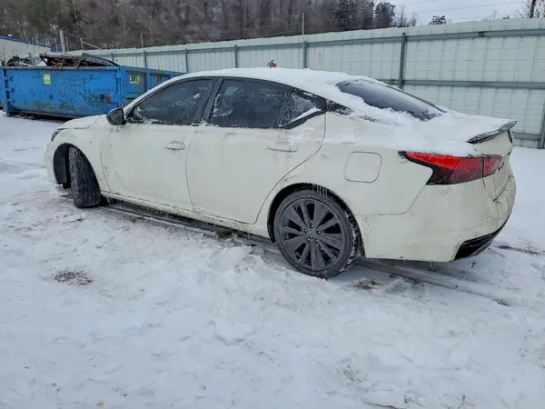 1N4BL4CV3MN415567 2021 NISSAN ALTIMA - Image 2