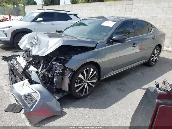 1N4BL4CV3MN417870 2021 NISSAN ALTIMA - Image 2