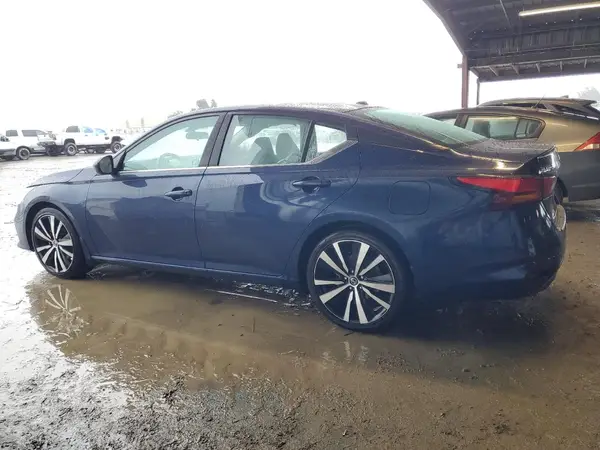 1N4BL4CV3NN327460 2022 NISSAN ALTIMA - Image 2