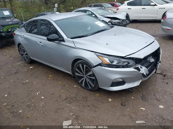 1N4BL4CV3NN338149 2022 NISSAN ALTIMA - Image 1
