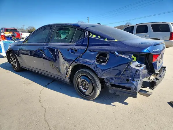 1N4BL4CV3NN342332 2022 NISSAN ALTIMA - Image 2