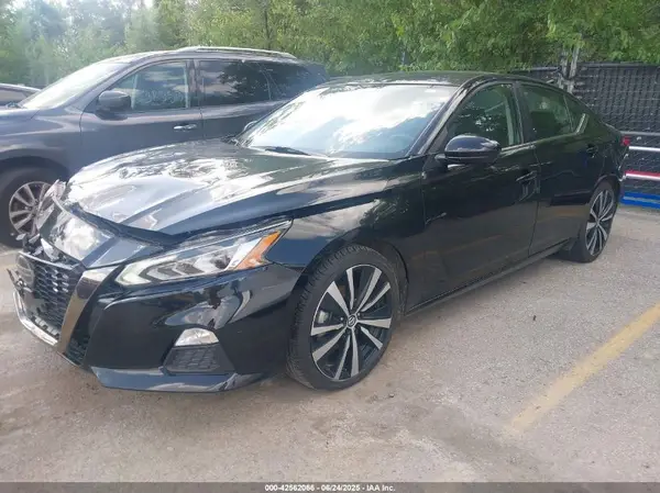 1N4BL4CV3NN344095 2022 NISSAN ALTIMA - Image 2