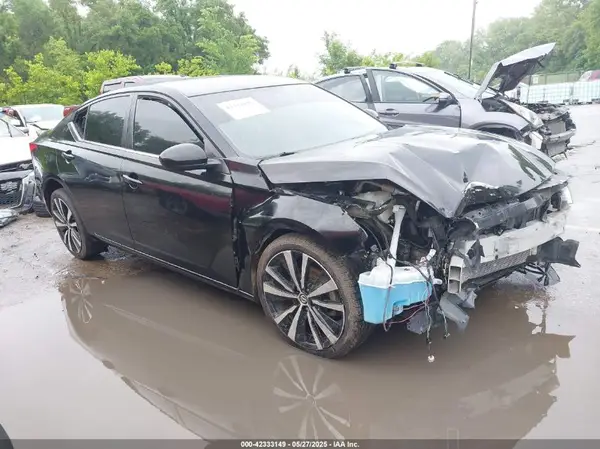 1N4BL4CV3NN346817 2022 NISSAN ALTIMA - Image 1