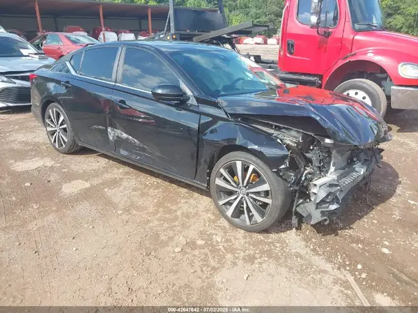 1N4BL4CV3NN347627 2022 NISSAN ALTIMA - Image 1