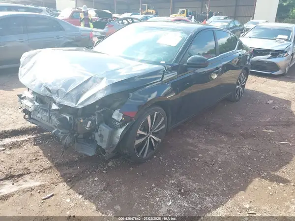 1N4BL4CV3NN347627 2022 NISSAN ALTIMA - Image 2