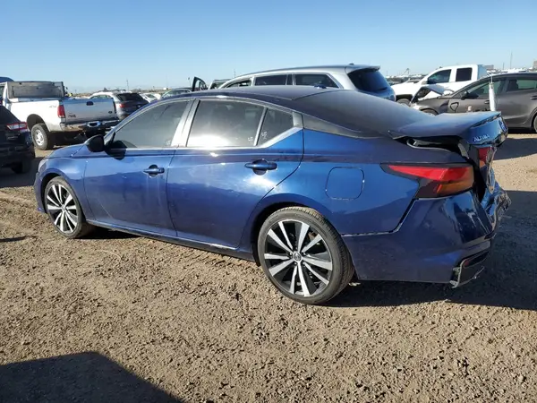 1N4BL4CV3NN356800 2022 NISSAN ALTIMA - Image 2