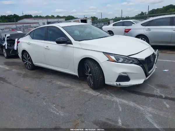 1N4BL4CV3NN358773 2022 NISSAN ALTIMA - Image 1