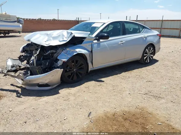 1N4BL4CV3NN359826 2022 NISSAN ALTIMA - Image 2