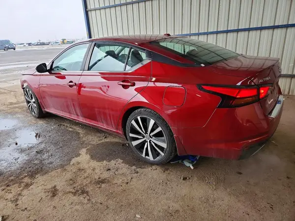 1N4BL4CV3NN365996 2022 NISSAN ALTIMA - Image 2