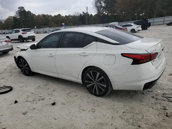 1N4BL4CV3NN366565 2022 NISSAN ALTIMA - Image 2
