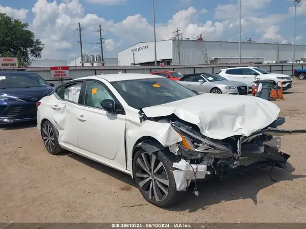 1N4BL4CV3NN373502 2022 NISSAN ALTIMA - Image 1