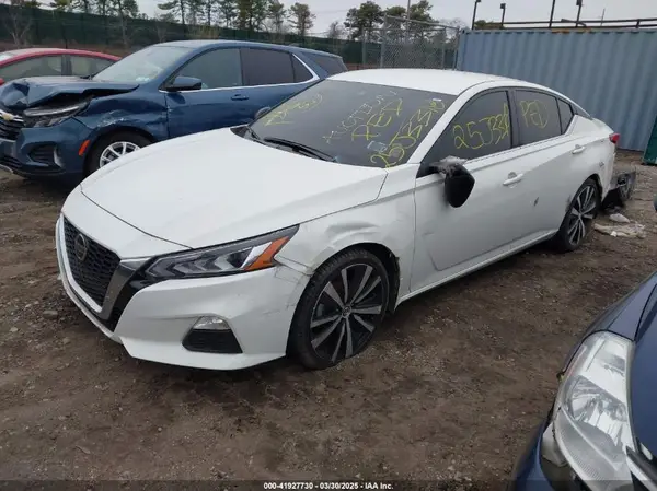 1N4BL4CV3NN377386 2022 NISSAN ALTIMA - Image 2