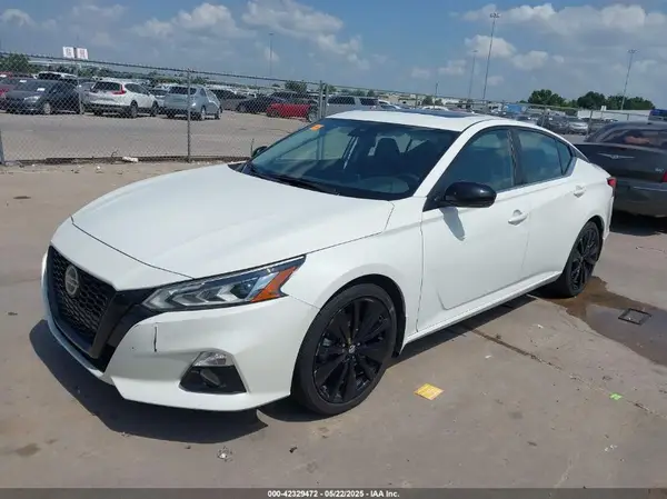 1N4BL4CV3NN378814 2022 NISSAN ALTIMA - Image 2
