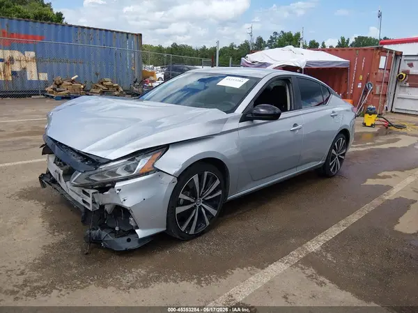 1N4BL4CV3NN384256 2022 NISSAN ALTIMA - Image 2