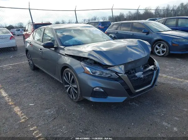 1N4BL4CV3NN387061 2022 NISSAN ALTIMA - Image 1