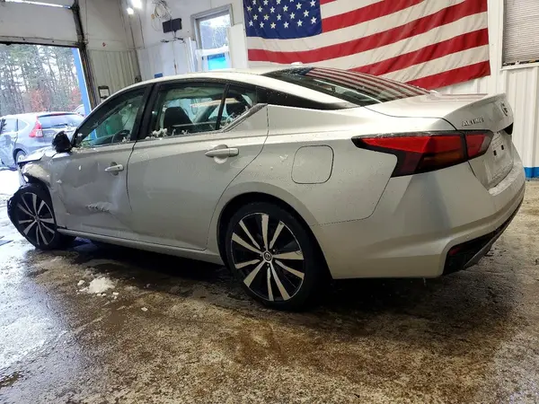 1N4BL4CV3NN390557 2022 NISSAN ALTIMA - Image 2
