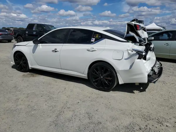 1N4BL4CV3NN417000 2022 NISSAN ALTIMA - Image 2
