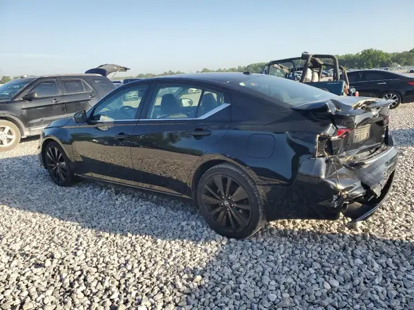 1N4BL4CV3NN421676 2022 NISSAN ALTIMA - Image 2