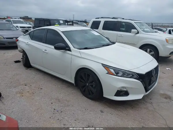 1N4BL4CV3NN424416 2022 NISSAN ALTIMA - Image 1