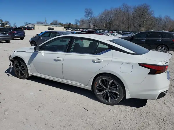 1N4BL4CV3PN309060 2023 NISSAN ALTIMA - Image 2