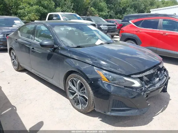 1N4BL4CV3PN319345 2023 NISSAN ALTIMA - Image 1