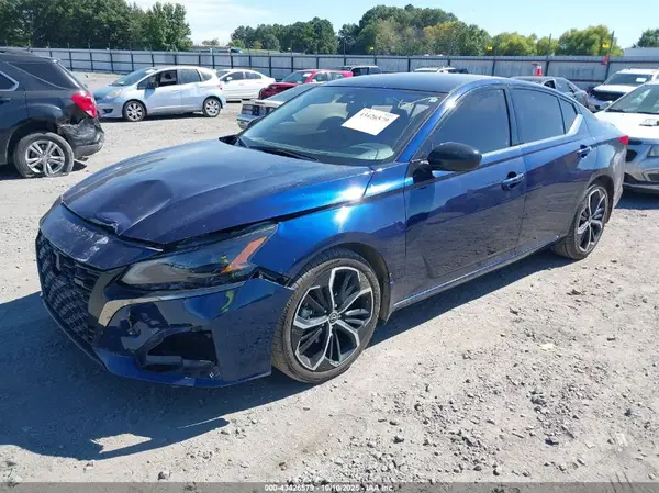 1N4BL4CV3PN320737 2023 NISSAN ALTIMA - Image 2