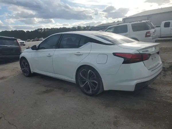 1N4BL4CV3PN353897 2023 NISSAN ALTIMA - Image 2