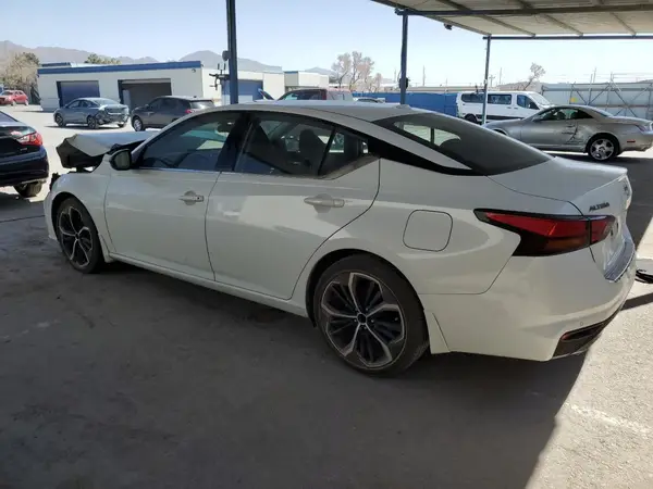 1N4BL4CV3PN389847 2023 NISSAN ALTIMA - Image 2