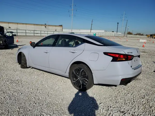 1N4BL4CV3PN410860 2023 NISSAN ALTIMA - Image 2