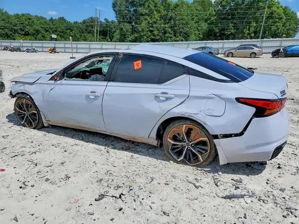 1N4BL4CV3RN311278 2024 NISSAN ALTIMA - Image 2