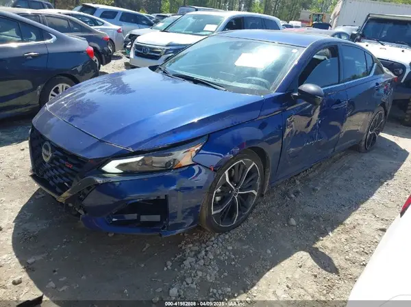 1N4BL4CV3RN314858 2024 NISSAN ALTIMA - Image 2